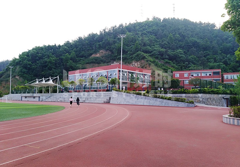 十堰东风国际学校